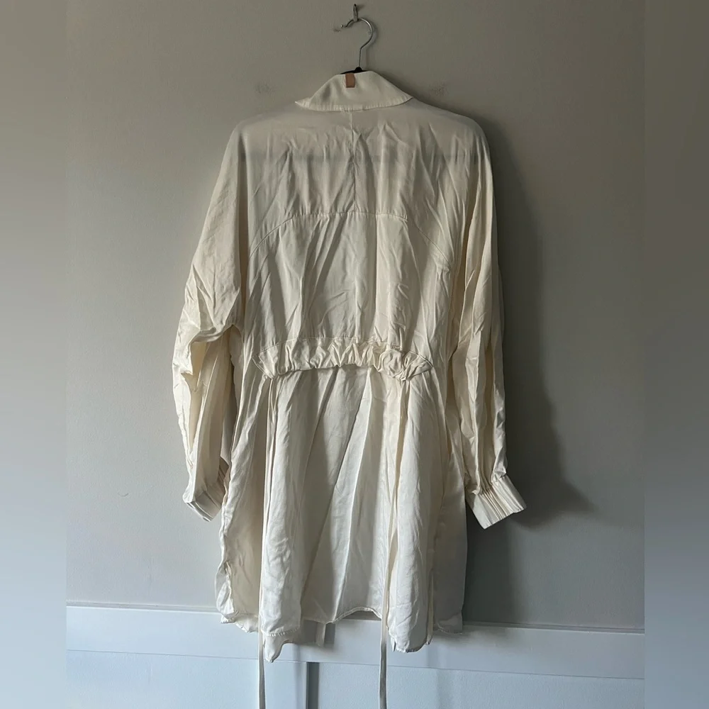 Lunya Washable Silk Robe Ivory White 100% Silk Size M
